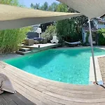 فندق 609 *